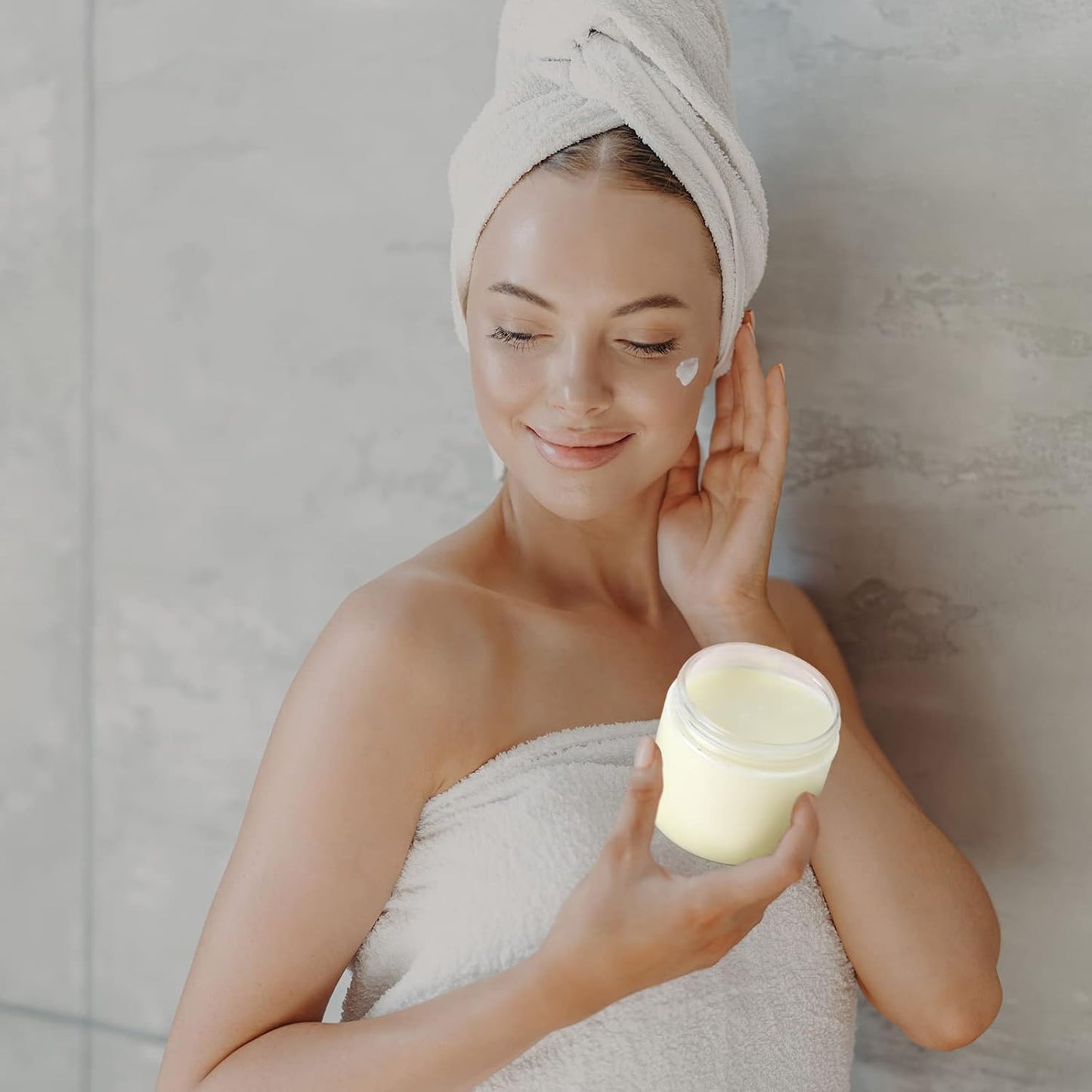 Eternal Moment 36 Pack 6 OZ Plastic Jars Round Clear Cosmetic Container Jars with White Lids, Perfect for Lotion, Slime,Cream, Ointments, Makeup, Eye Shadow, Samples, Pot, Travel Storage