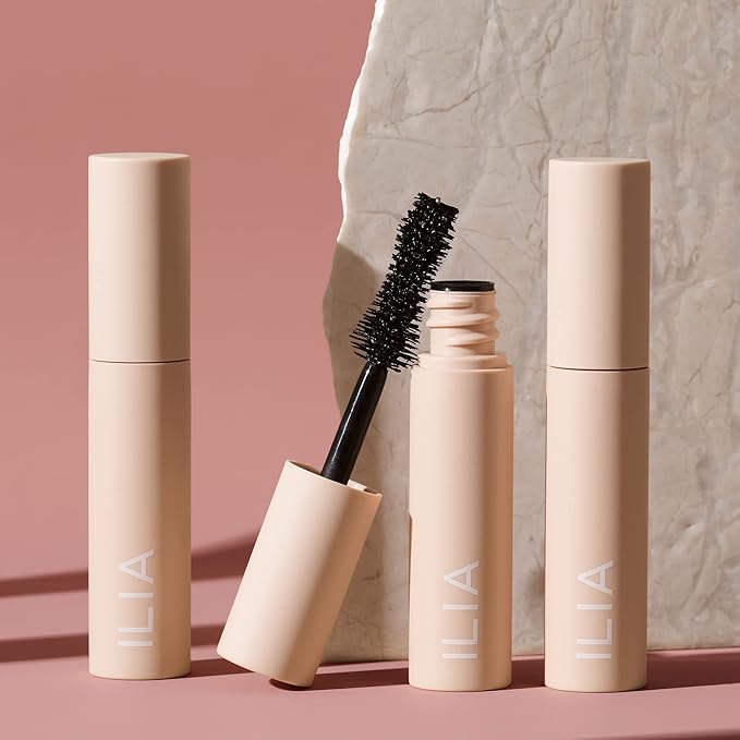 ILIA - Fullest Volumizing Mascara | Weightless, Buildable, Smudge + Flake-Free, Sensitive Eyes Safe | Full, Thick, Healthier Lashes | Non-Toxic, Vegan, Cruelty-Free (Travel Size Mini, 0.13 oz | 4 ml)