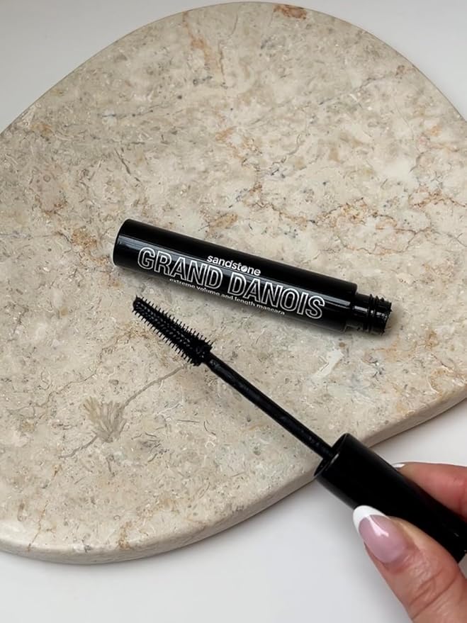 Sandstone Scandinavia Hypoallergenic Mascara Sensitive Eyes - Smudge-Proof, Sweatproof, Lengthening for Maximum Volume and Length - Vegan, Non Toxic ingredients (Brown, 9 ml)