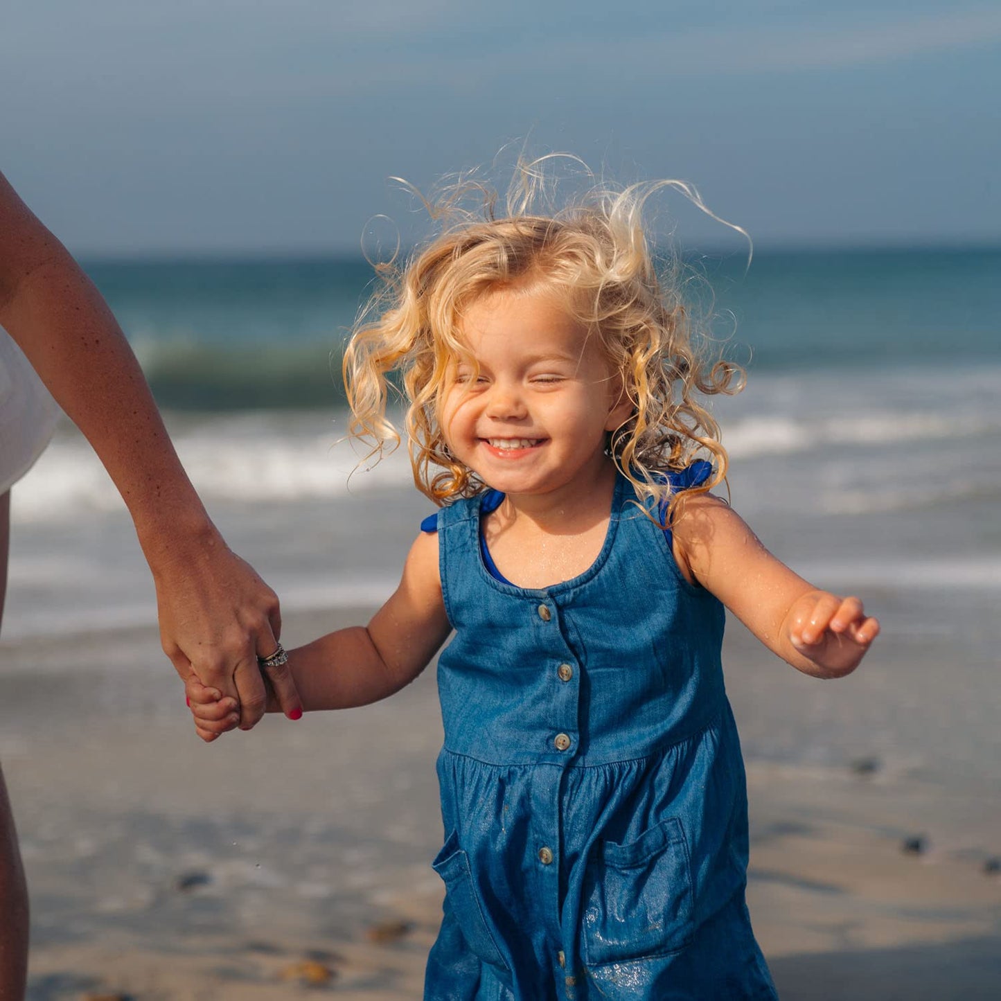 Badger Mineral Kids Sunscreen Face Stick SPF 35, Zinc Oxide Travel Size Sunscreen Stick for Kids, 97% Organic Ingredients, Reef Safe, Water Resistant, .65 oz, 2-Pack