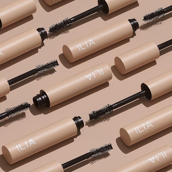 ILIA - Fullest Volumizing Mascara | Weightless, Buildable, Smudge + Flake-Free, Sensitive Eyes Safe | Full, Thick, Healthier Lashes | Non-Toxic, Vegan, Cruelty-Free (Full Size; 0.32 fl oz | 9.5 ml)