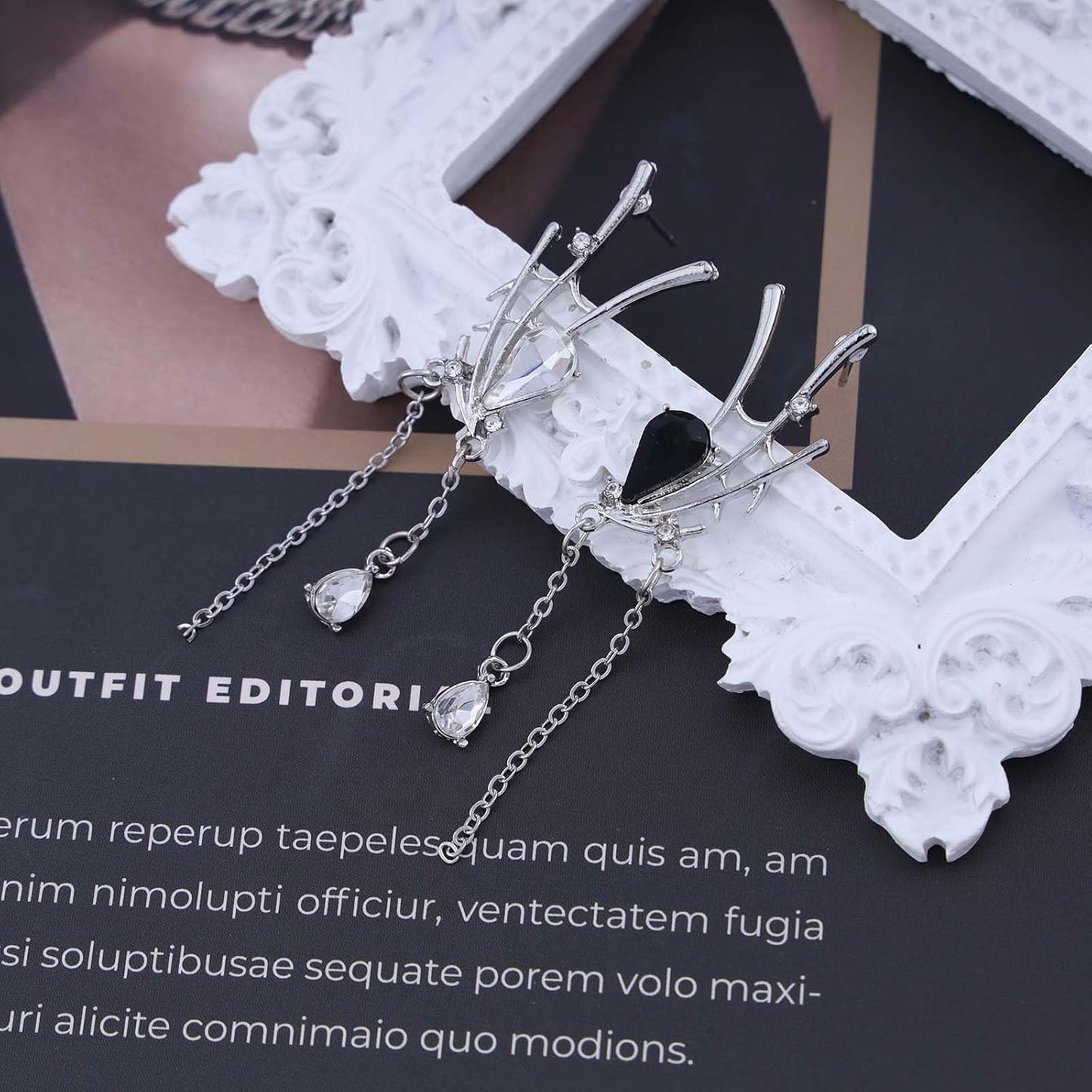 Gothic Spider Web Drop Earrings Teardrop Crystal Dangle Earrings Silver Long Cz Chain Earrings Spiderweb Halloween Earrings Jewelry for Women