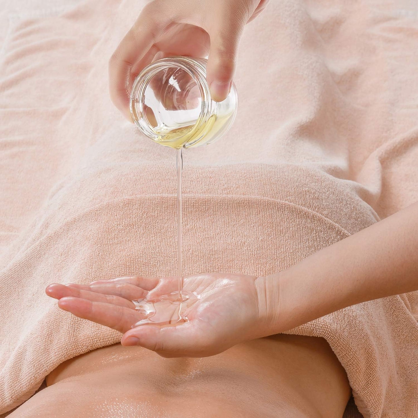 2oz Glass Jars 24 Pack, Hoa Kinh Mini Round Clear Glass Jars with Inner Liners and Black Lids, Perfect for Storing Lotions, Powders and Ointments